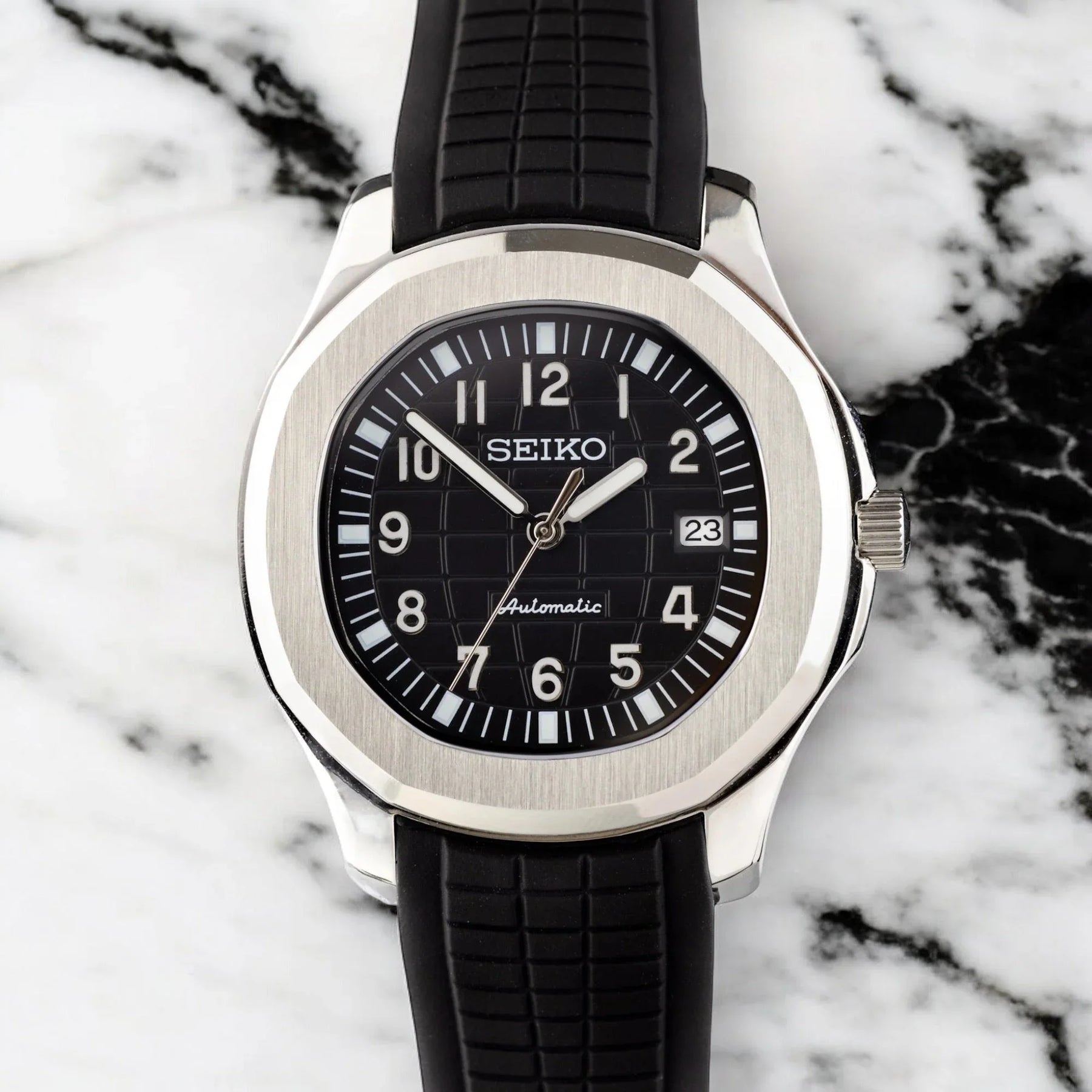 Seiko Mod Aquanaut "Classic Black"
