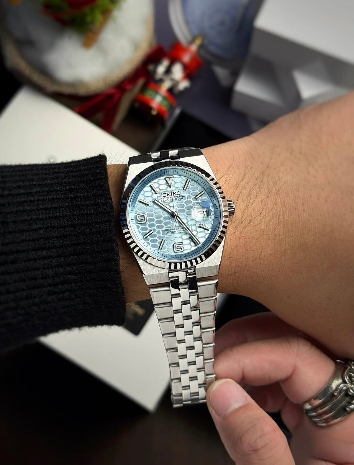 Seiko Mod Land-Dweller "Ice Blue"