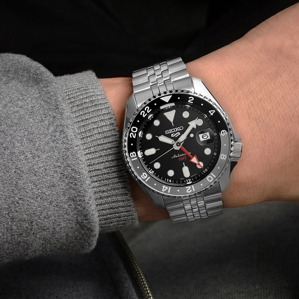 Seiko 5 Sport SKX Black